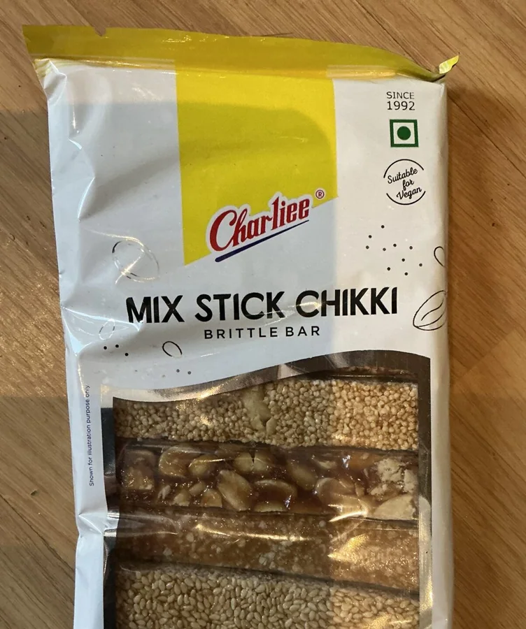 Charliee mix stick chikki